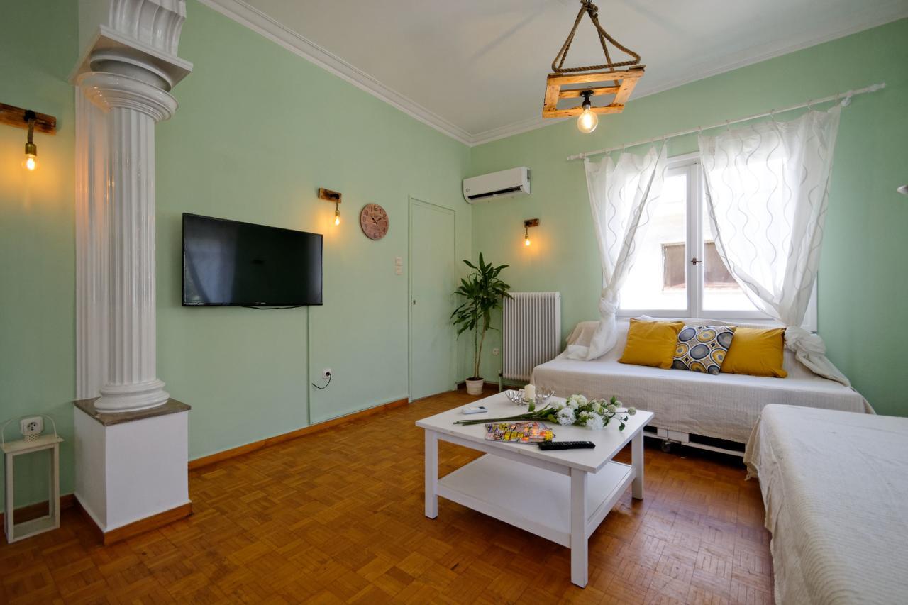 Kosta'S Cottage House Athena Bagian luar foto